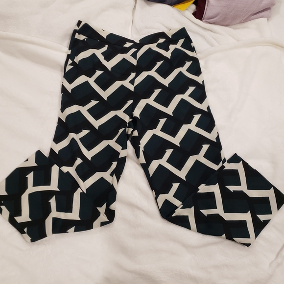 Lulu's Take Time Forest Green Multi-Print Cropped Pants - Picture 1 of 4